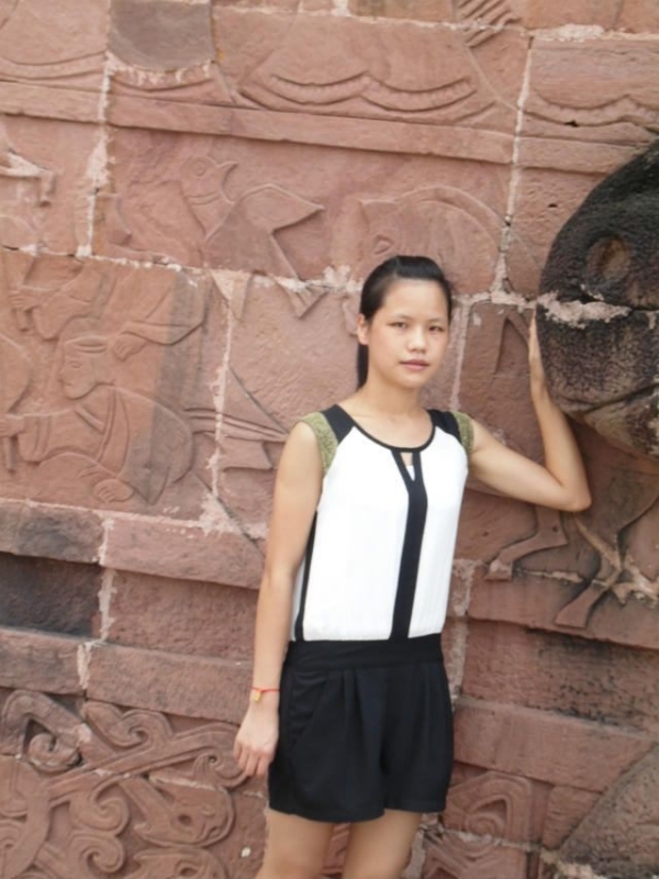 缘凤的第一张照片--贵港相亲服务中心