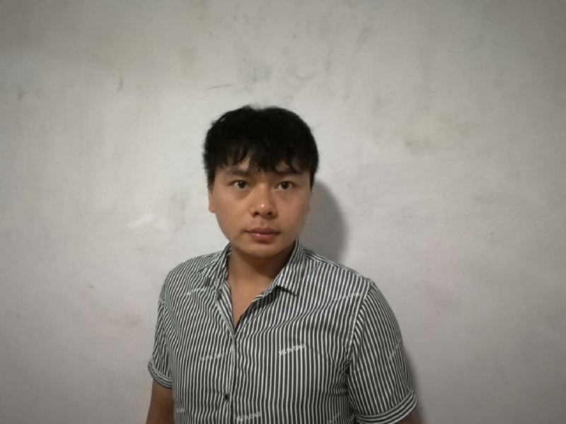 微笑的云的第一张照片--贵港相亲服务中心