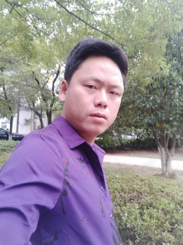 黄龙飞的第一张照片--贵港相亲服务中心