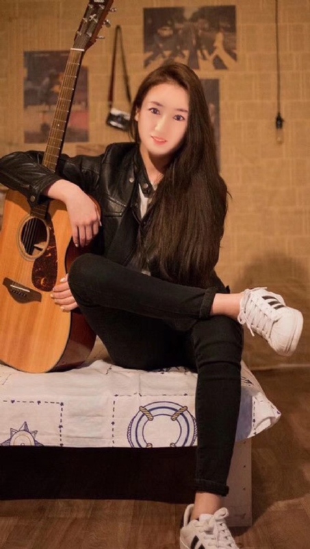 水中月的第一张照片--贵港相亲服务中心