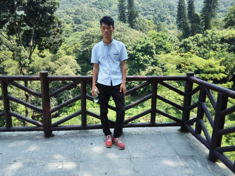 小进的第一张照片--贵港相亲服务中心