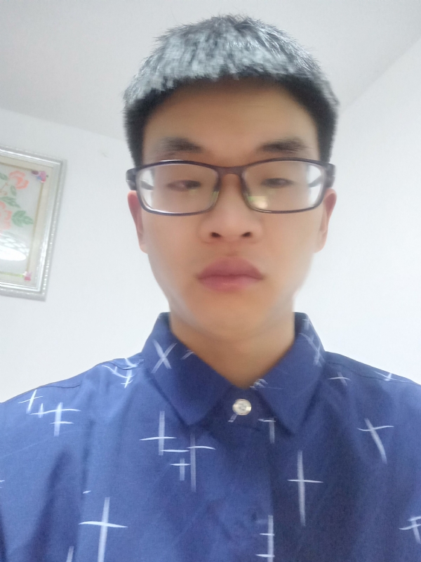 搬砖小伙的第一张照片--贵港相亲服务中心