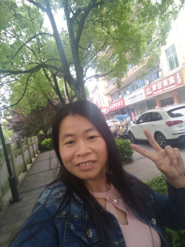 平凡的第一张照片--贵港相亲服务中心