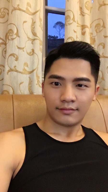 牧遥的第一张照片--贵港相亲服务中心