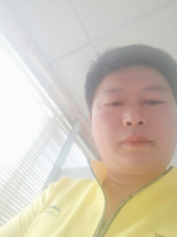 山男的第一张照片--贵港相亲服务中心