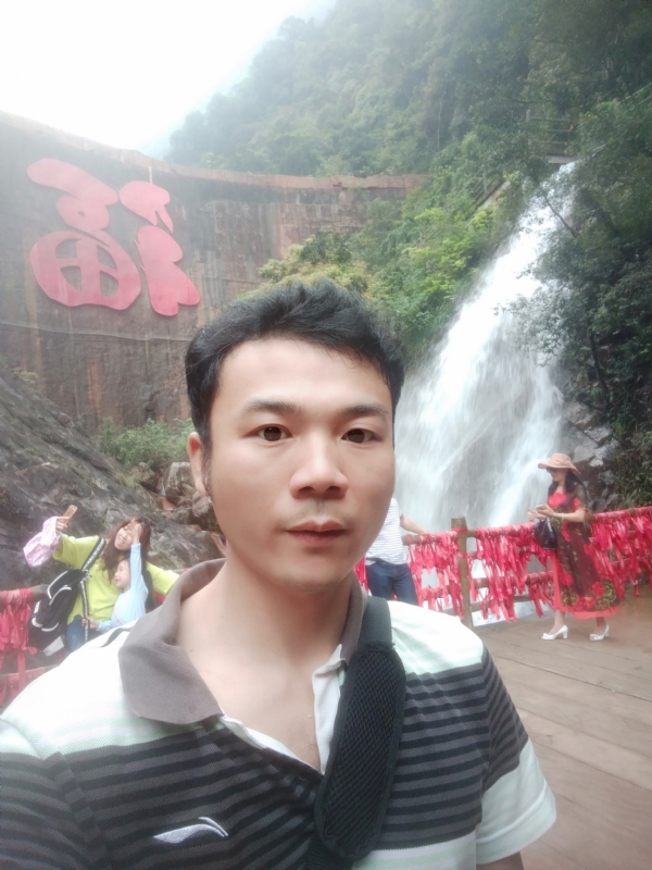 珊珊您是珊无无无妻的第一张照片--贵港相亲服务中心