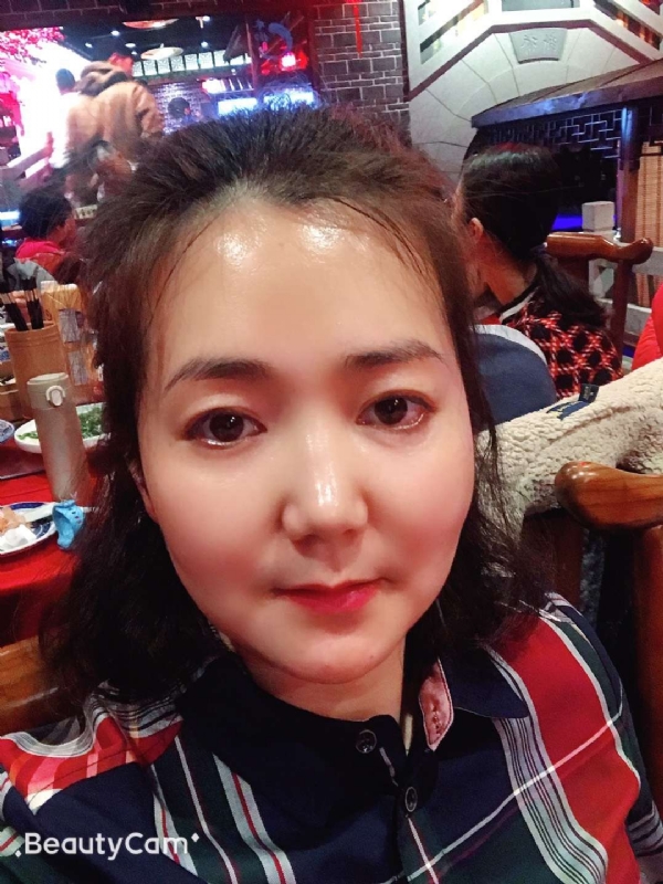 艳儿的第一张照片--贵港相亲服务中心