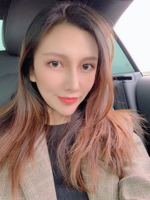 李岚Lancy的第一张照片--贵港相亲服务中心