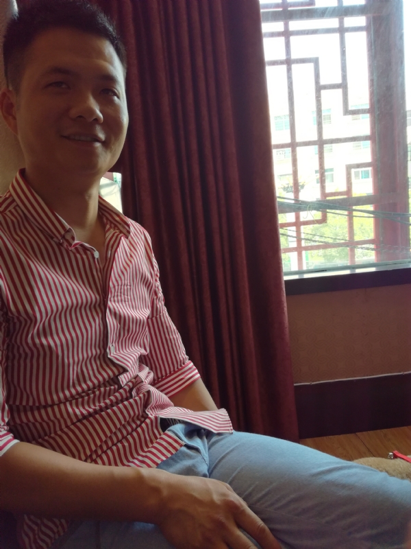 一号车手的第一张照片--贵港相亲服务中心