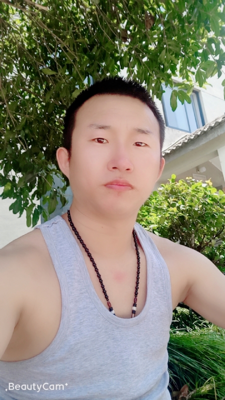 系咯在的第一张照片--贵港相亲服务中心