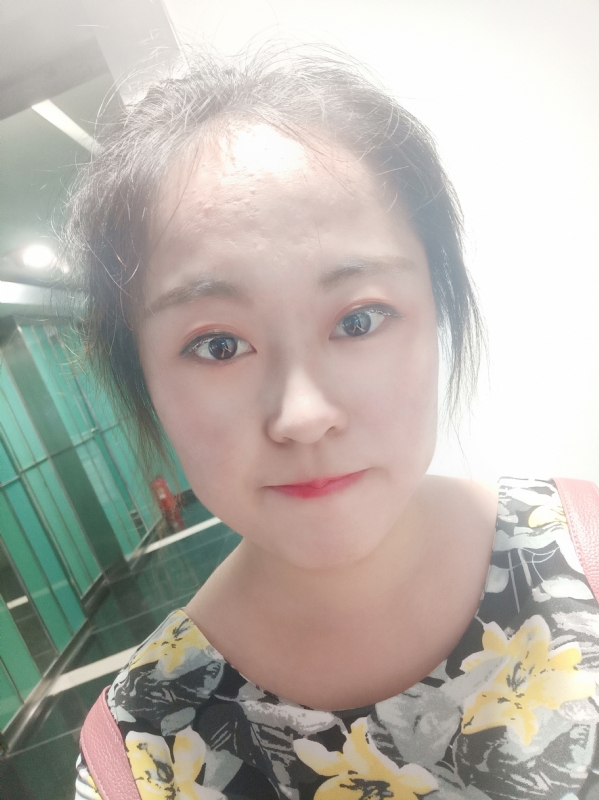 小花伞的第一张照片--贵港相亲服务中心