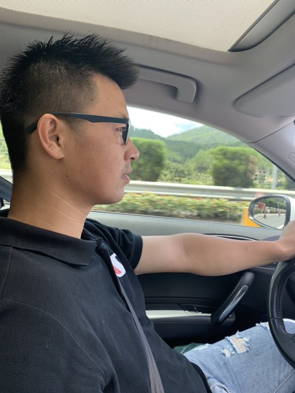 浪漫益友的第一张照片--贵港相亲服务中心