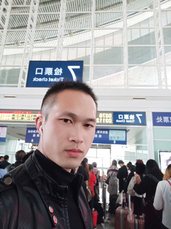 一叶知秋的第一张照片--贵港相亲服务中心