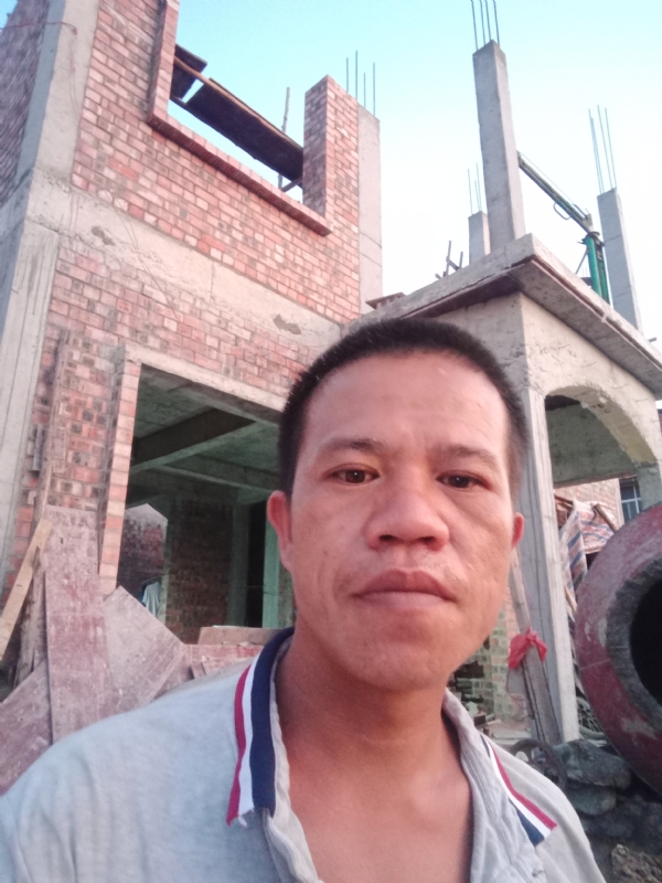 浅笑的第一张照片--贵港相亲服务中心