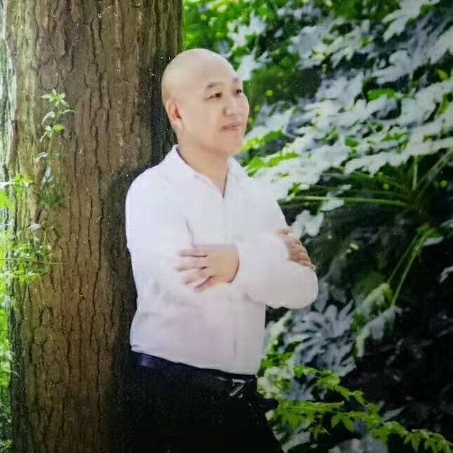 郑鑫牵手的第一张照片--贵港相亲服务中心