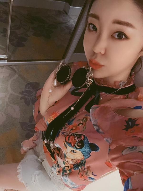 刚刚好的第五张照片--贵港相亲服务中心