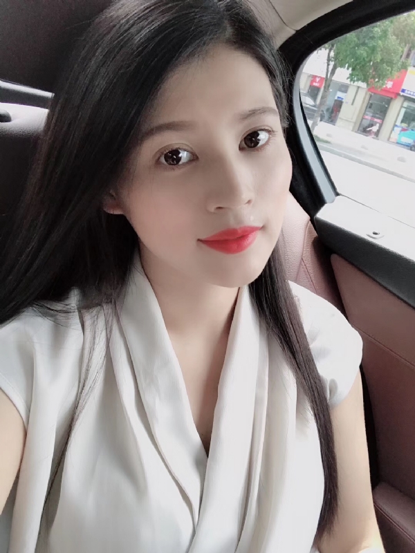 玲子的第一张照片--贵港相亲服务中心