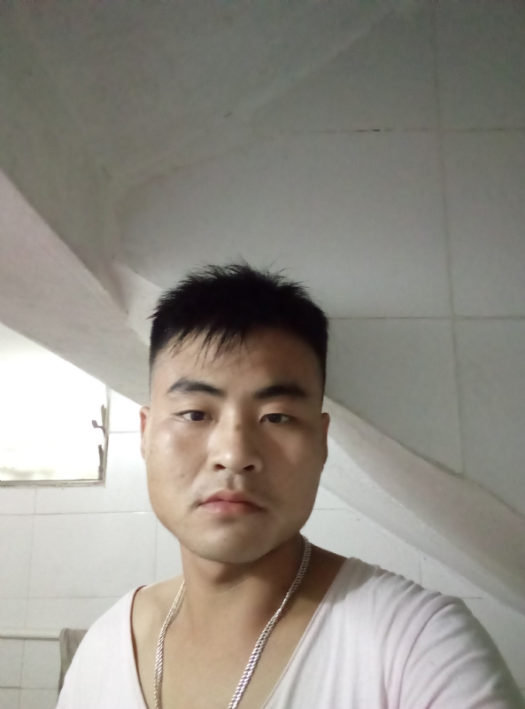 落叶知秋的第一张照片--贵港相亲服务中心