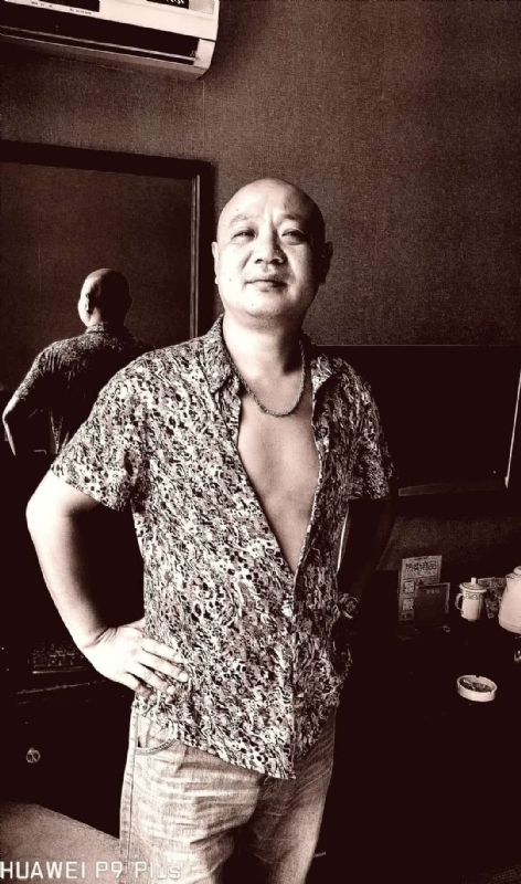 该谁是谁的第一张照片--贵港相亲服务中心