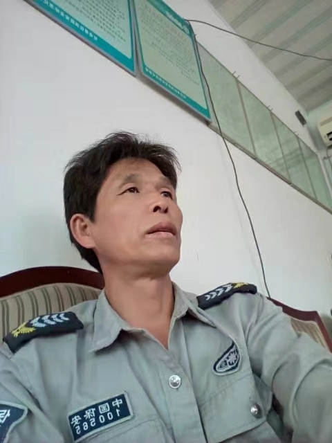 卧窗听雨的第一张照片--贵港相亲服务中心