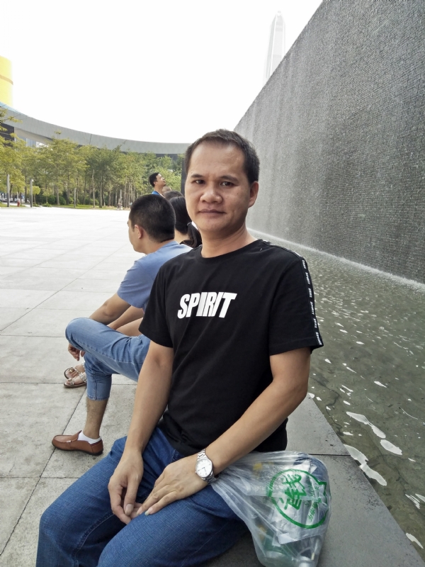 海明的第一张照片--贵港相亲服务中心