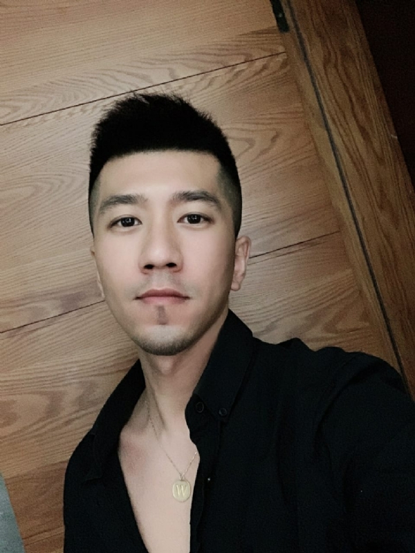 佳佳的第一张照片--贵港相亲服务中心