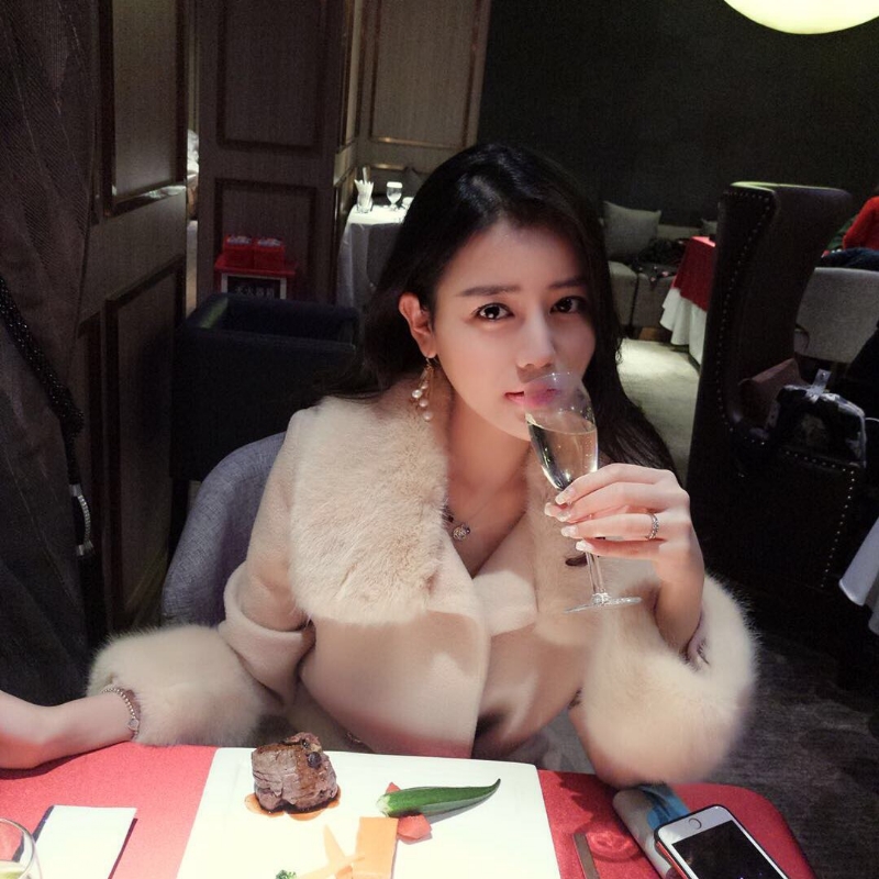 空谷幽兰的第一张照片--贵港相亲服务中心