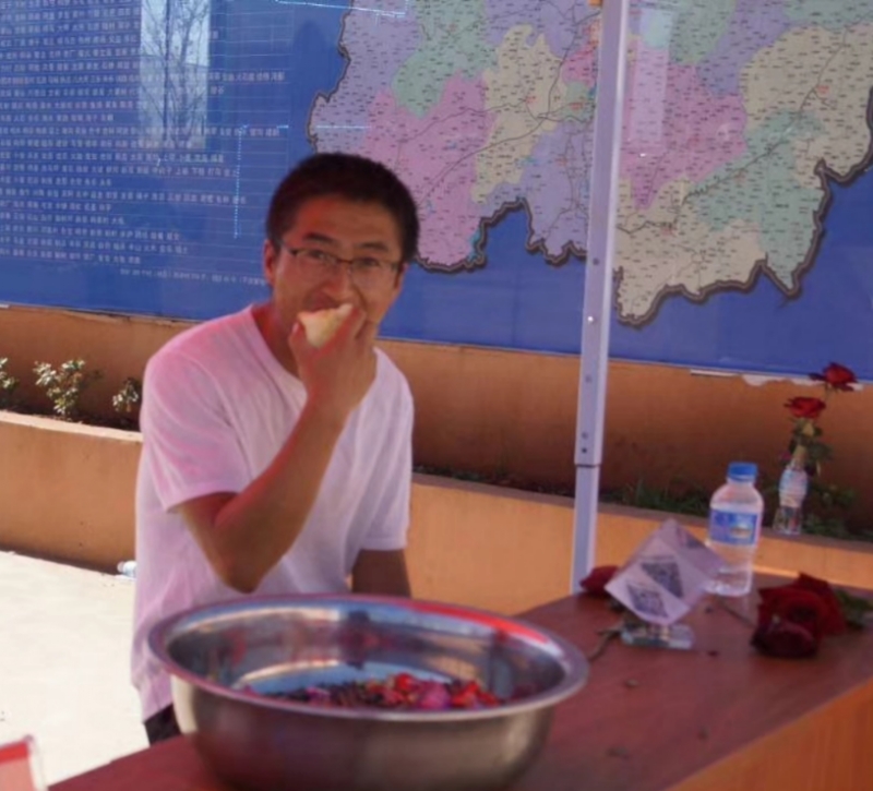 寻水的第一张照片--贵港相亲服务中心