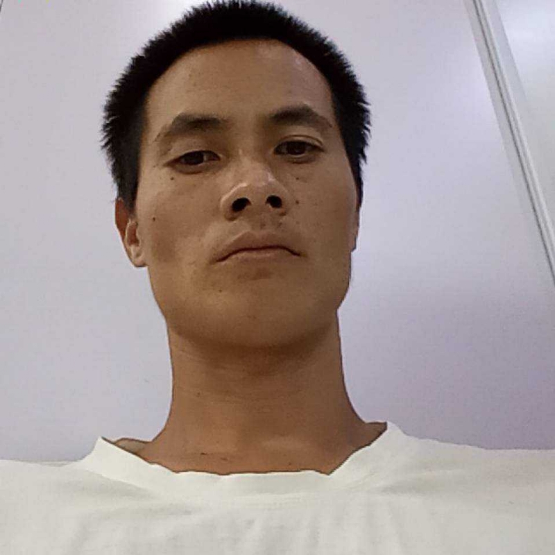 孤独的第一张照片--贵港相亲服务中心