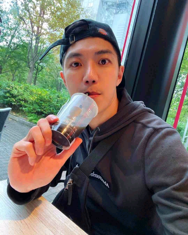 苏天奇的第一张照片--贵港相亲服务中心