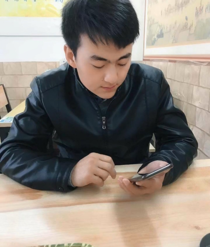 凯哥大魔王的第一张照片--贵港相亲服务中心