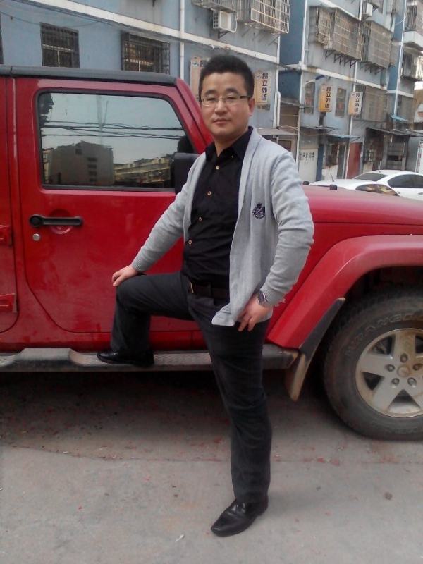 淡定牛魔王的第一张照片--贵港相亲服务中心