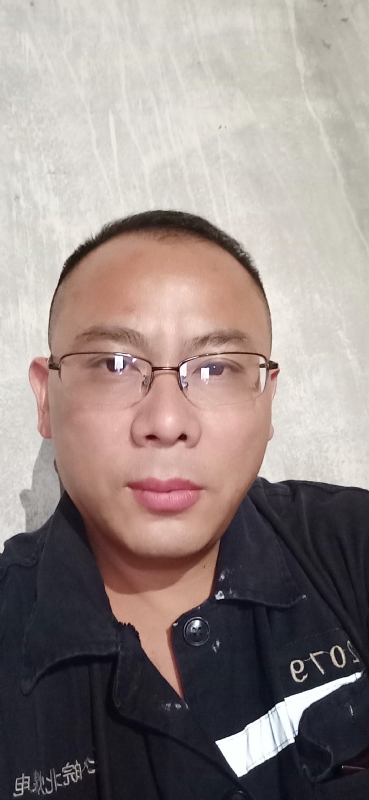 知足常乐的第一张照片--贵港相亲服务中心