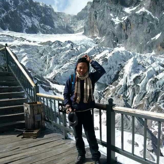 眯眯的第一张照片--贵港相亲服务中心