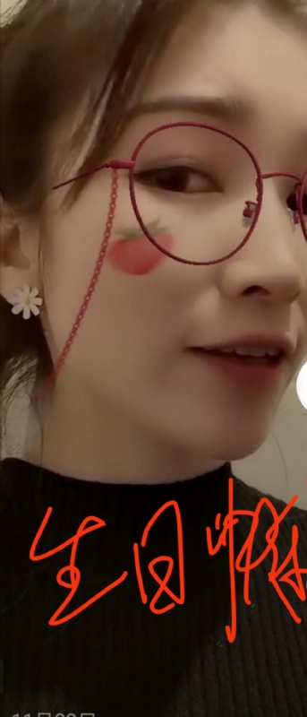 酒味女孩的第一张照片--贵港相亲服务中心