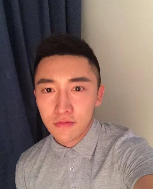 灰太狼的第一张照片--贵港相亲服务中心