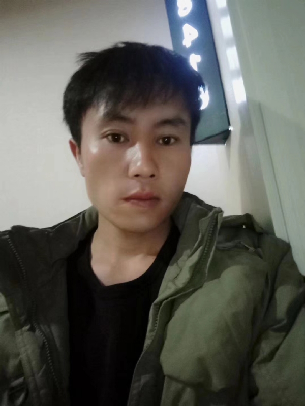 槑头槑脑的第一张照片--贵港相亲服务中心