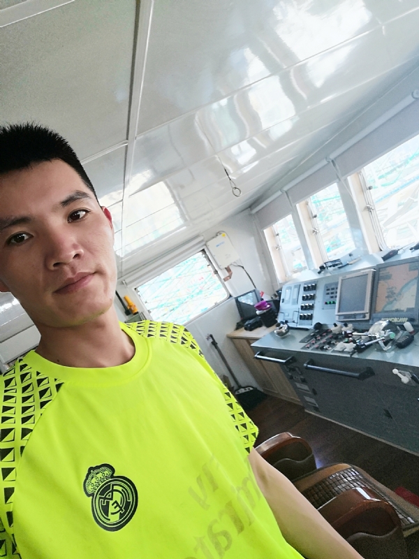 眼里都是你的第一张照片--贵港相亲服务中心