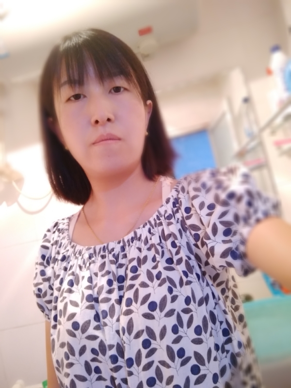 芬儿的第一张照片--贵港相亲服务中心