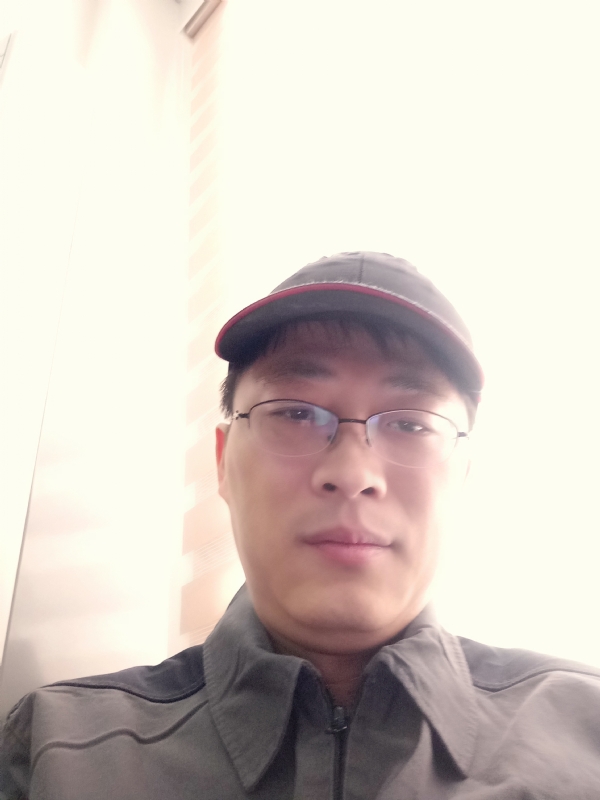 小马哥的第一张照片--贵港相亲服务中心