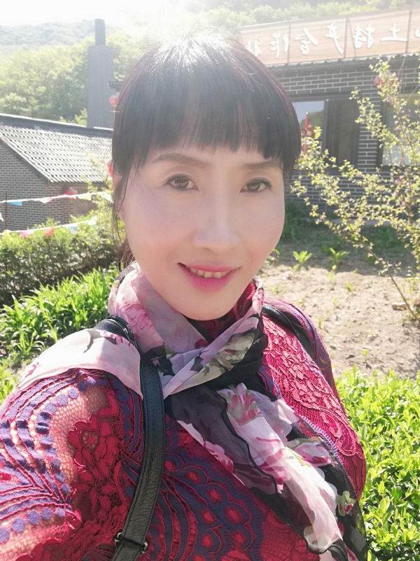 艳阳高照的第一张照片--贵港相亲服务中心