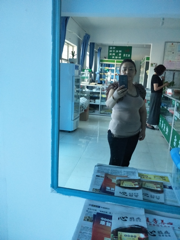 龙丹花的第一张照片--贵港相亲服务中心