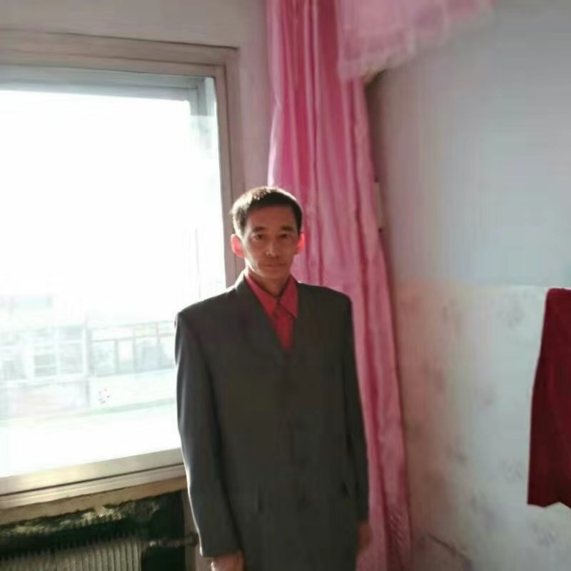 阳光明媚的第一张照片--贵港相亲服务中心