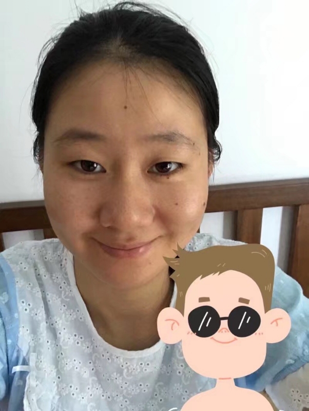 丽丽的第一张照片--贵港相亲服务中心