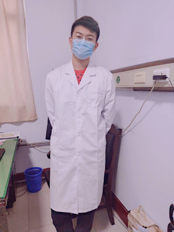 Leslie的第一张照片--贵港相亲服务中心