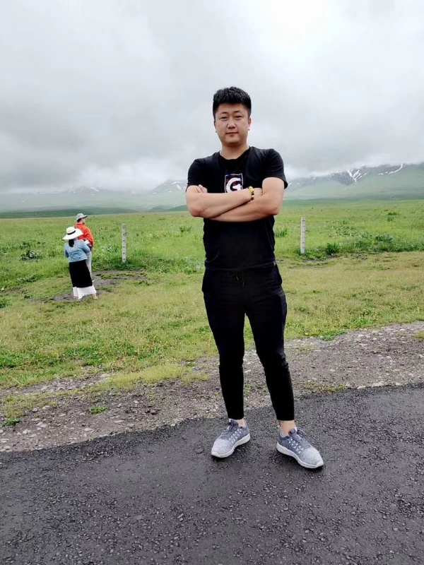 时间厮守的第一张照片--贵港相亲服务中心