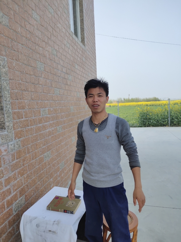 雷的第一张照片--贵港相亲服务中心