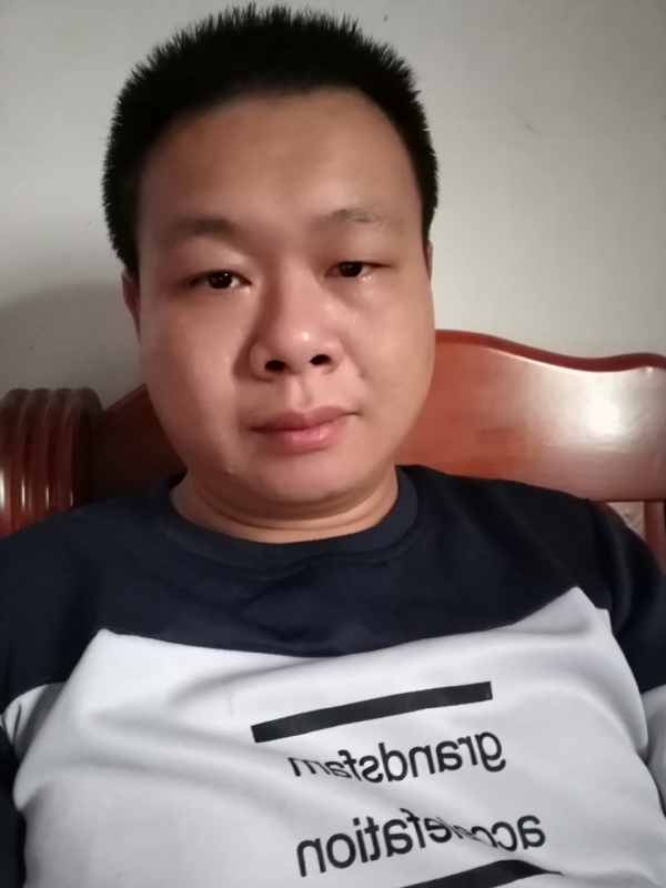 飞的第一张照片--贵港相亲服务中心