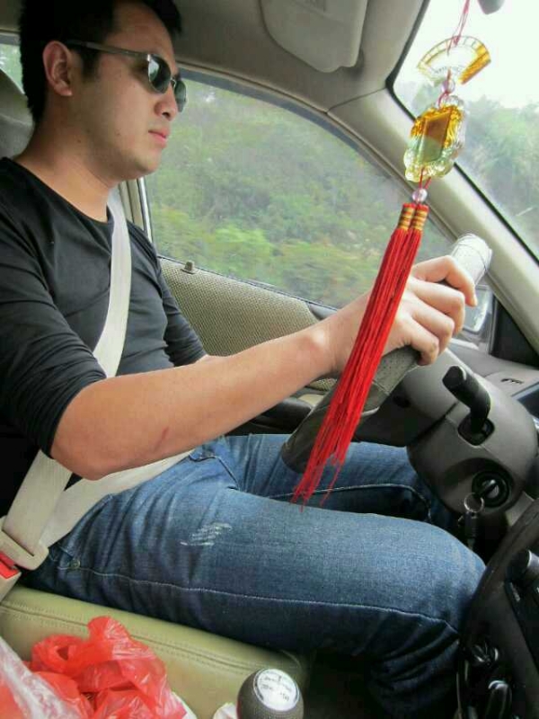 熊猫的第一张照片--贵港相亲服务中心