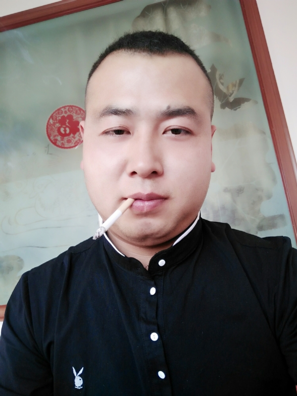 贰爺的第一张照片--贵港相亲服务中心